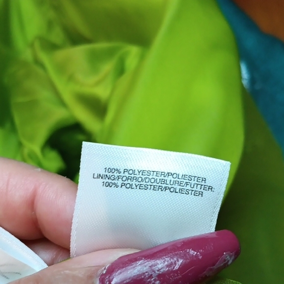 Le Suit Green Blazer and Skirt Set - Picture 4 of 7